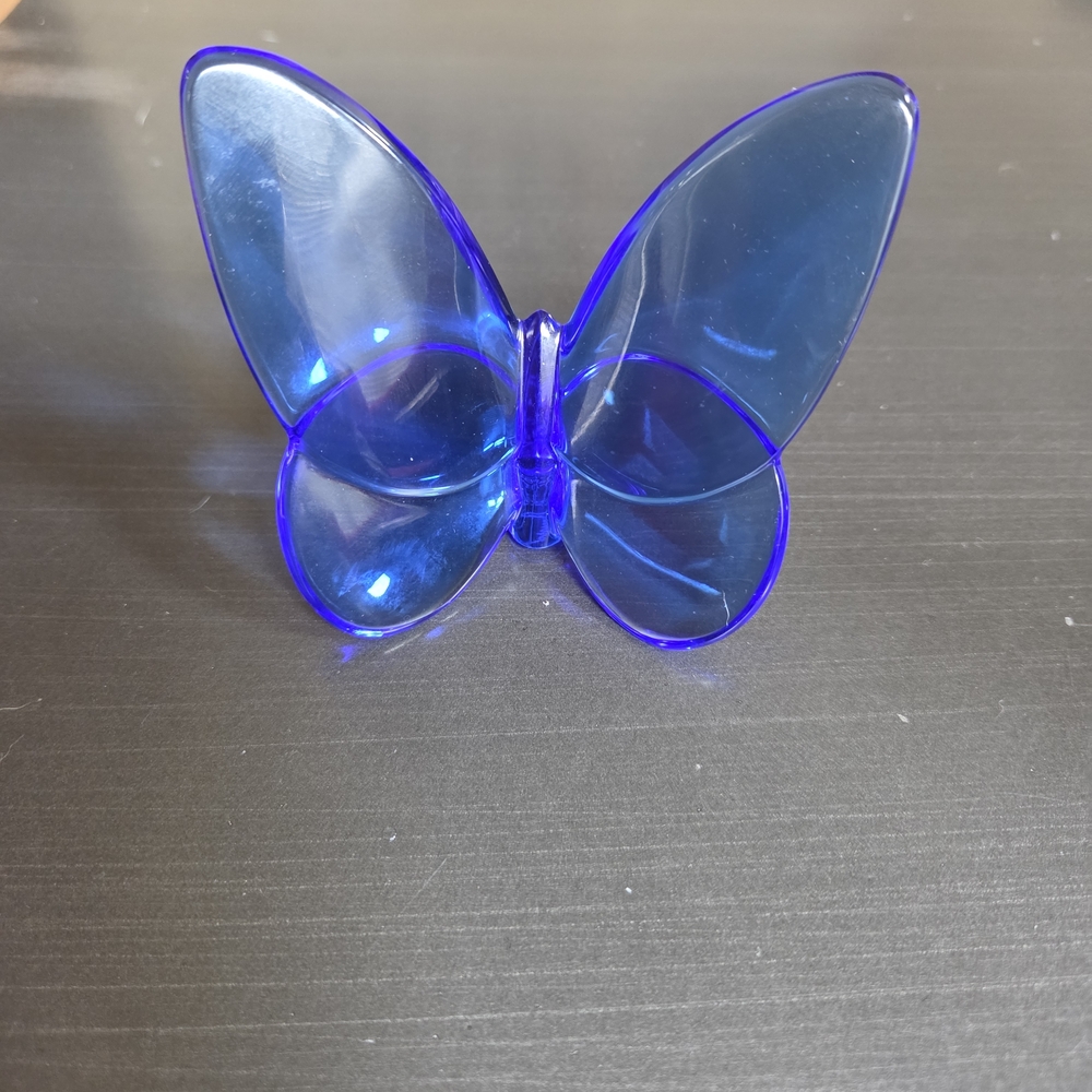 Baccarat Translucent Blue Butterfly Decor